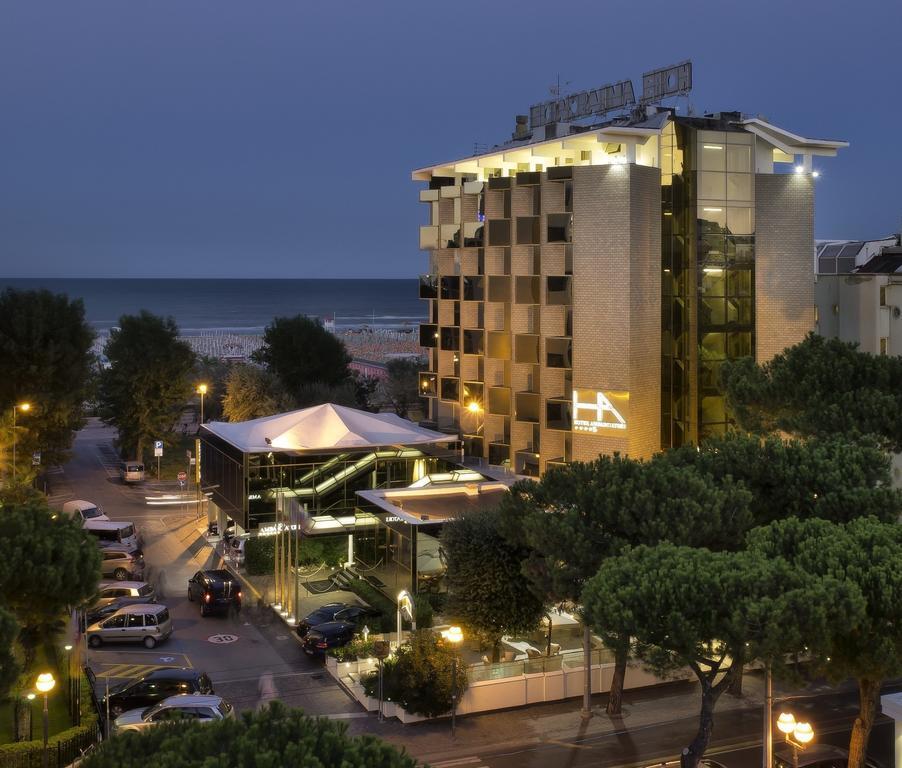 Hotel Ambasciatori Rimini Exterior photo